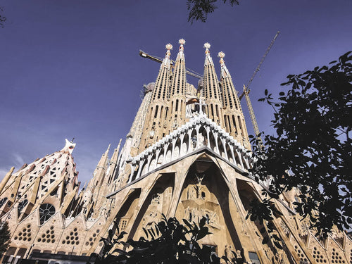 Sagrada di famiglia Barcelona rétt hjá þar sem Nám og Kúltúr er með tungumálanámskeið