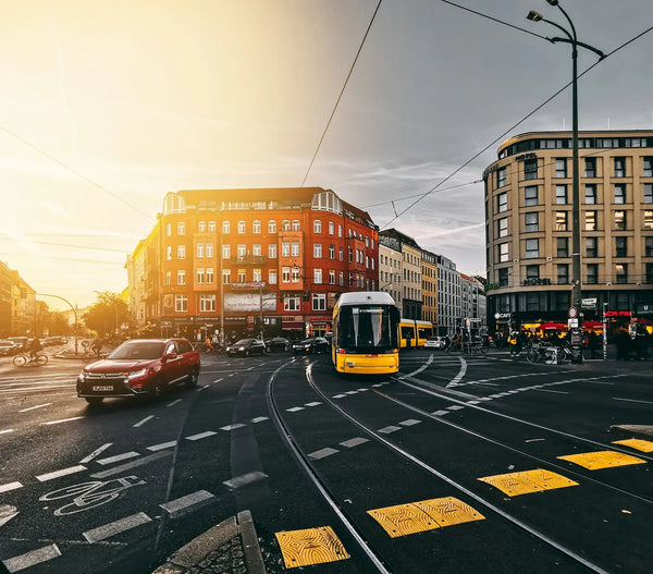 Berlín í Þýskalandi – sporvagn og borgarlíf í miðborginni