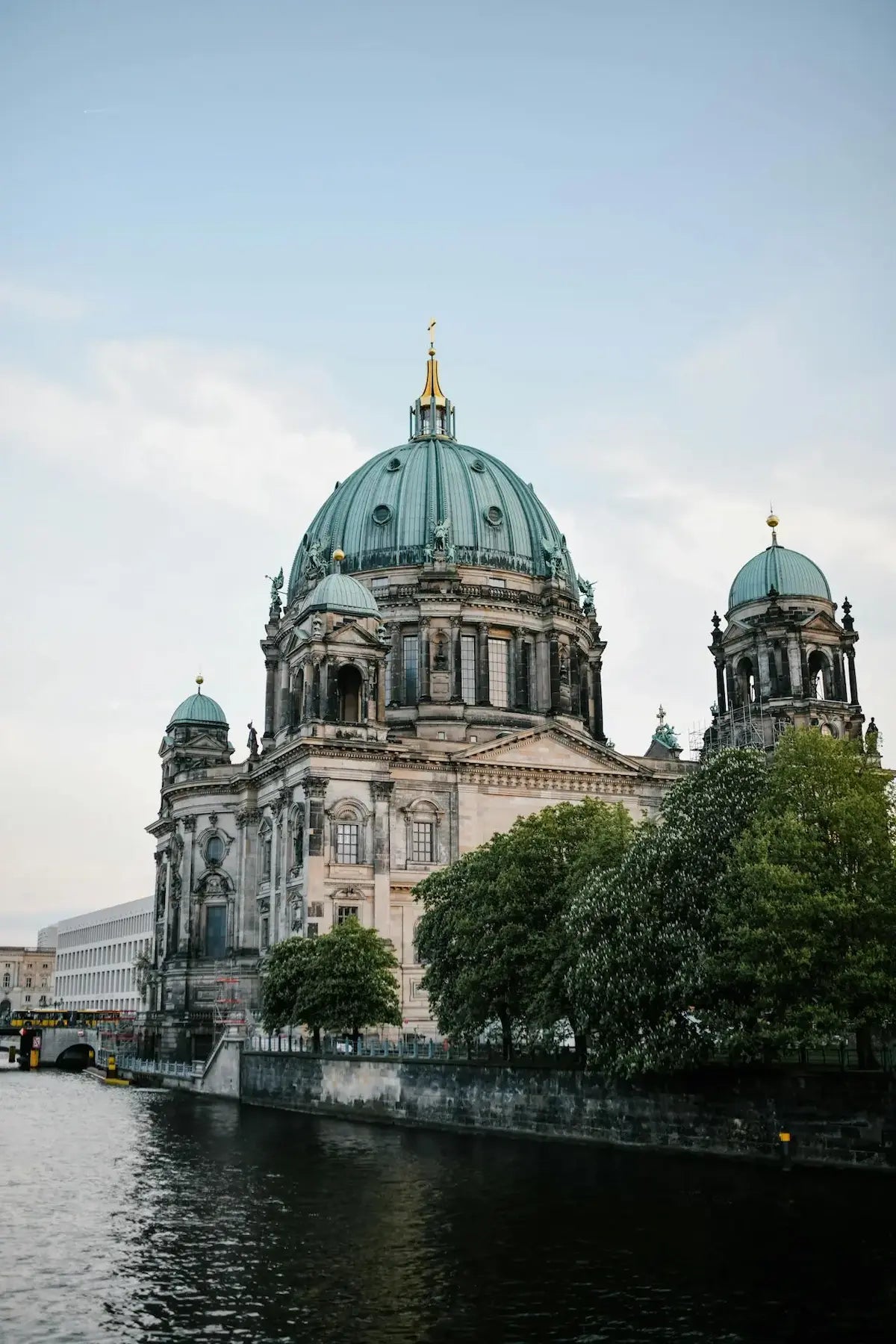 Berliner Dom í Berlín – sögulegt kennileiti í borginni þar sem þýskunámskeið fer fram
